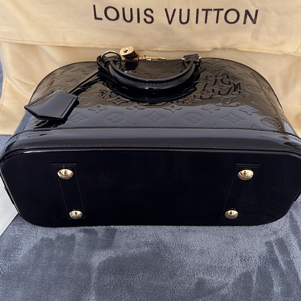 BRAND NEW LOUIS VUITTON
Monogram Vernis Alma PM - Picture 4 of 7